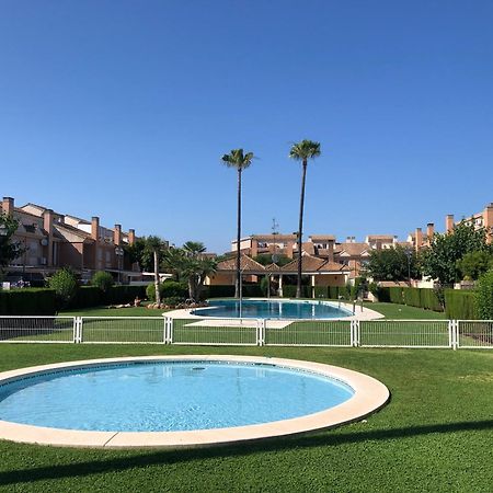Adosado Para Familias Al Lado De La Playa, Con Piscina Castellón de la Plana Buitenkant foto