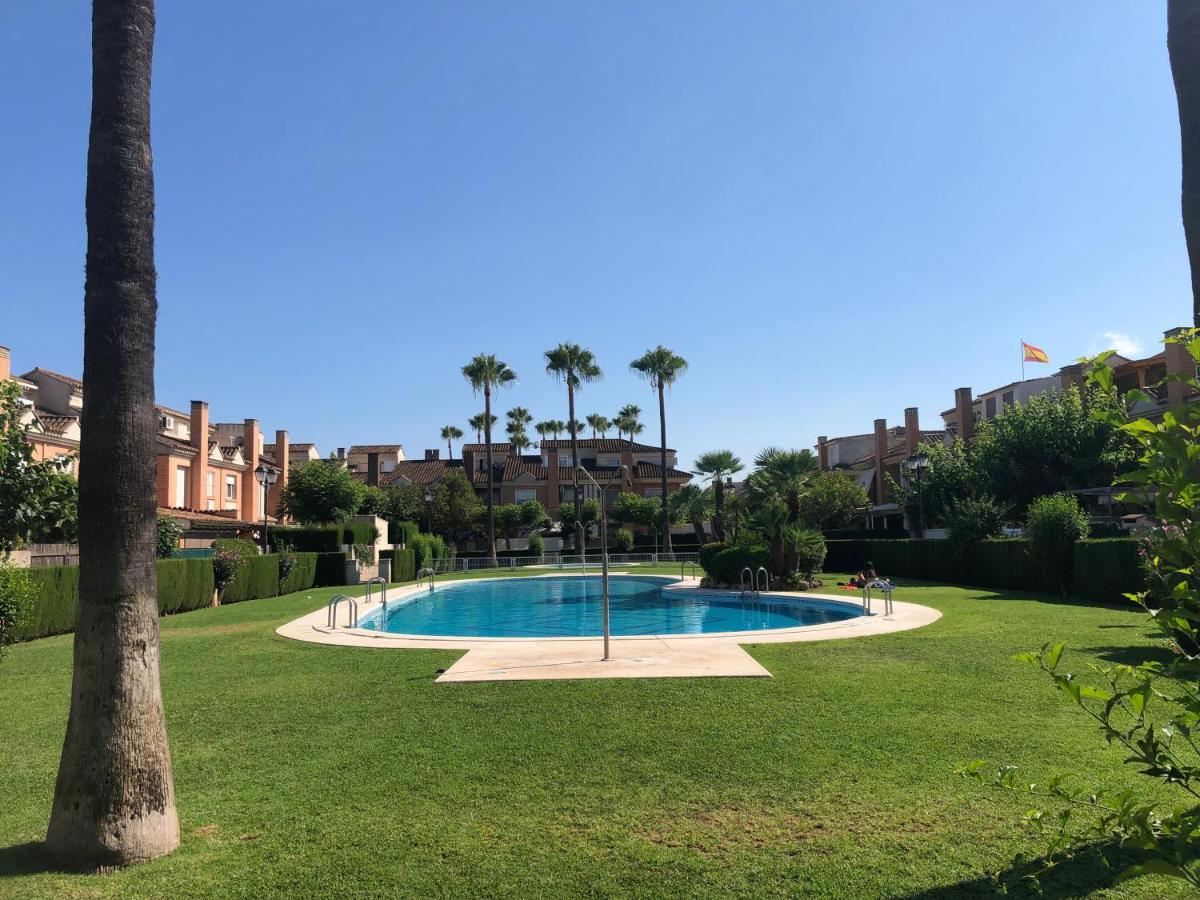 Adosado Para Familias Al Lado De La Playa, Con Piscina Castellón de la Plana Buitenkant foto
